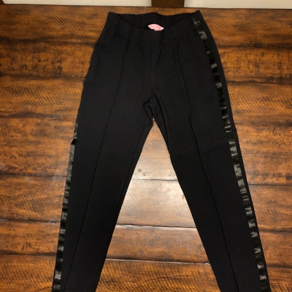 EUC- Lilly Pulitzer Tuxedo Travel Pants - Picture 3 of 4